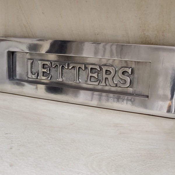 Aluminium Polierte Feder Geladen Post Post Klappe Antike Traditionelle viktorianische Stil Silber Finish Briefkasten Brief Platte