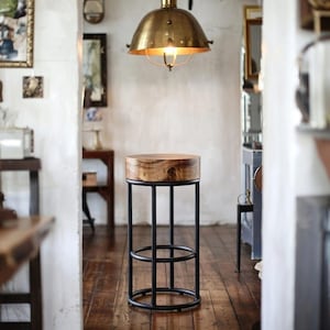 68cm Industrial Metal Black Bar Stool Chunky Round Wooden Top Kitchen Side Table