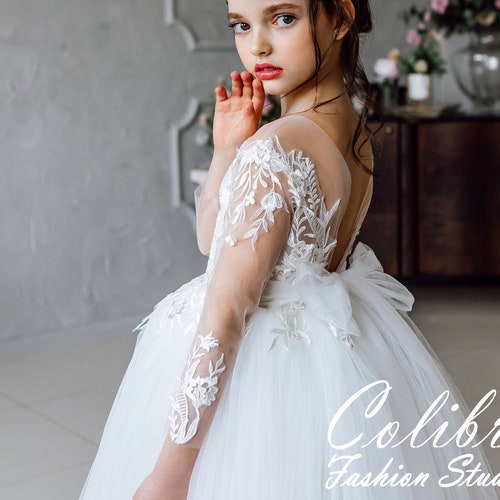 Flower girl dress long sleeve flower girl dress Lace flower girl dress Tulle shops flower girl dress Communion dress Birthday girl dress