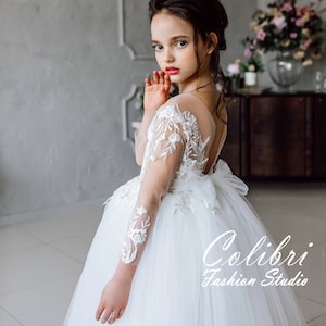 Flower girl dress long sleeve flower girl dress Lace flower girl dress Tulle flower girl dress Communion dress Birthday girl dress Wedding