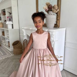 Flower girl dress satin, Flower girl dress tutu, Communion dress, Ivory girl dress, First birthday girl dress, Flower dress with train