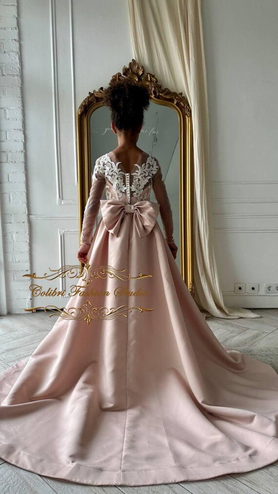 First communion dress Flower girl dress long with train Lace girl dress  long sleeves Closed back flower dress A-line girl wedding dress