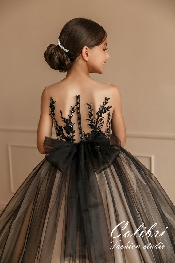 ColibriFashionStudio Black Flower Girl Dress