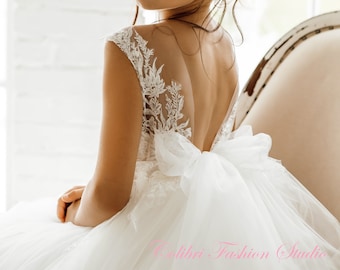 Flower girl dress lace, Ivory flower girl dress, Girl dress tulle, Boho flower girl dress, Flower girl dress baby, Toddler dresses,Ball Gown