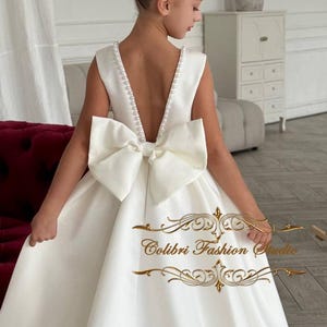 Flower girl dress, Satin girl dress, Girl dress beige, Flower dress with train, Communion dress, Tulle flower dress, Ball gown