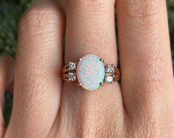 Natural Ethopian Opal Ring, Gemstone rings, Vintage rings, Engagement Ring, Silver Jewelry, Silver Ring, Women's Ring, October Birthstone