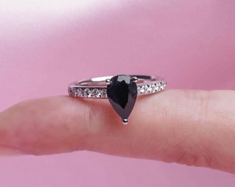 Natural Tourmaline Ring, Gemstone rings, Vintage rings, Engagement Ring, Silver ring, Silver Jewelry, Ring for girls, Women's Ring, Gemstone