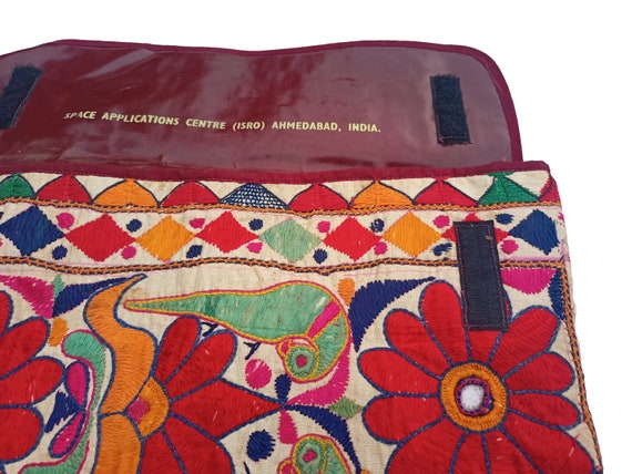 Banjara laptop bag, embroidery bag ,afghani bag, … - image 7