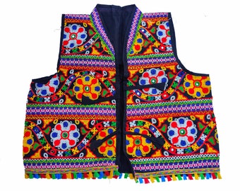 Chaqueta vintage bordada Banjara: Chaleco bohemio tribal de Kutch