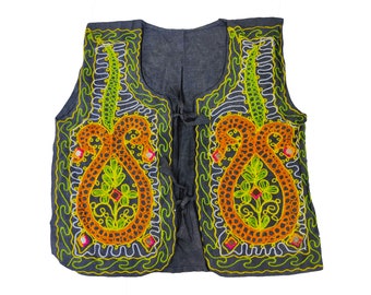 Kamizelka z haftem w stylu vintage Banjara: kurtka Tribal Kutch Zari