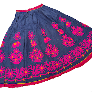 Hand made vintage banjara skirt,embroidered skirt,collectible tribal ethnic skirt,belly dance skirt,vintage skirt,boho skirt,old gyspy skir