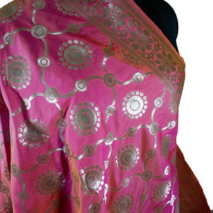 Indian Banarasi Silk Dupatta: Jacquard Woven Scarf