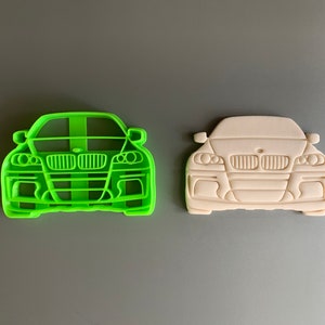 BMW X6M 愛好家のためのクッキーカッター ビーマーカー ジンジャーブレッドビスケットまたはフォンダンカッター