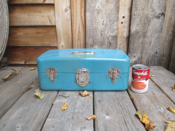 Vintage Turquoise Blue Tackle Box lucky Lou Line Spin Box Hamilton
