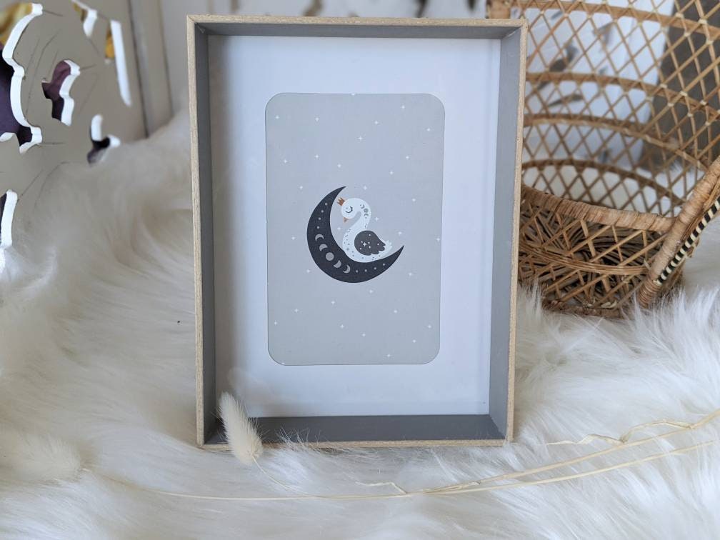 Tableau Cygne et Lune, Décoration Murale Modèle Unique Poétique, Chambre D Enfant Douce, Cadeau Gris