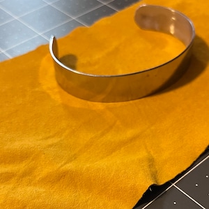 Armband blanco met lederen kits