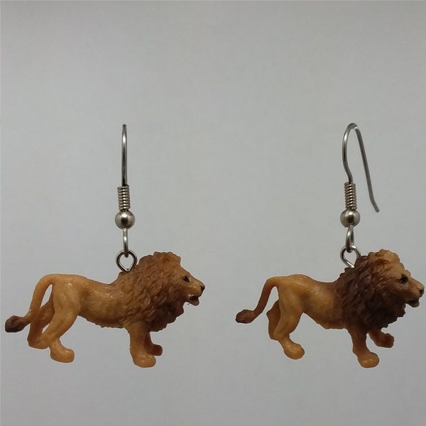 LION Earrings CUTE Novelty Animal Dangle Earrings 3D Colorful Charm Surgical Stainless Steel Hooks Drop Earrings Jungle Zoo Cat