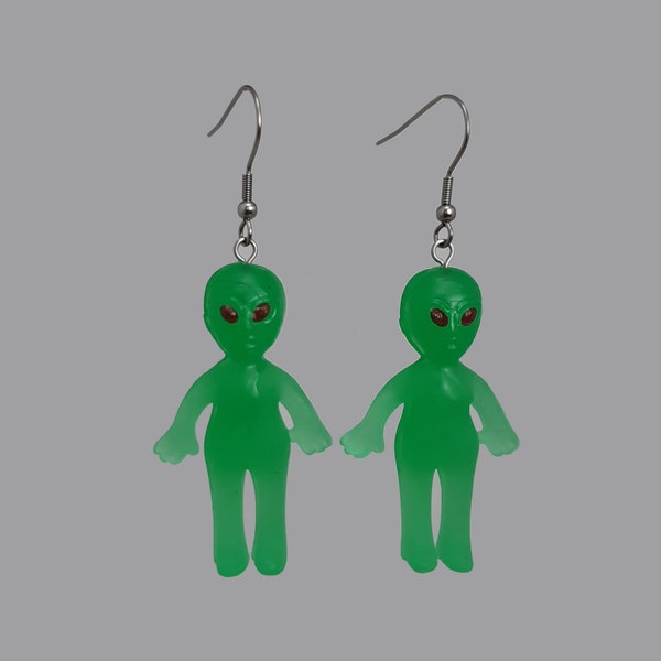 ALIEN Earrings GLOW In The DARK 3D Charm Dangle Earrings 316L Surgical Stainless Steel Hooks Free Shipping! Novelty Colorful Green Cute