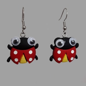 LADY BUG Dangle Earrings CUTE Novelty 3D Insect Charm Dangle Earrings 316L Surgical Stainless Steel Hooks Funtime Jewelry