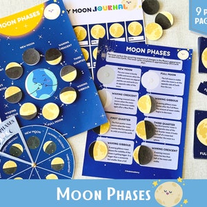 Op de afbeelding: Een set printbare educatieve materialen om de maanfasen te leren. De set bevat een maanjournaal, een maanfasenwiel en een set kaarten met verschillende maanfasen. De materialen zijn kleurrijk en bevatten een schattig cartoon-maanpersonage.