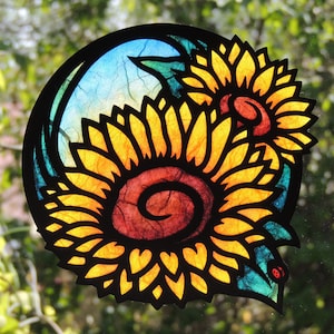 Acchiappasole con girasole e coccinella – Decorazione estiva vivace e regalo in carta fatta a mano