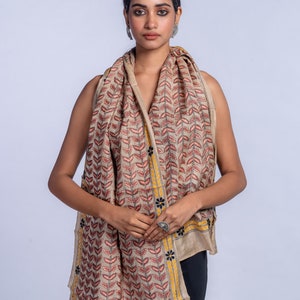 Exquisite Kantha Silk Stole - Handcrafted Elegance for Every Occasion, handcrafted silk stole, versatile fashion statement, luxurious silk
