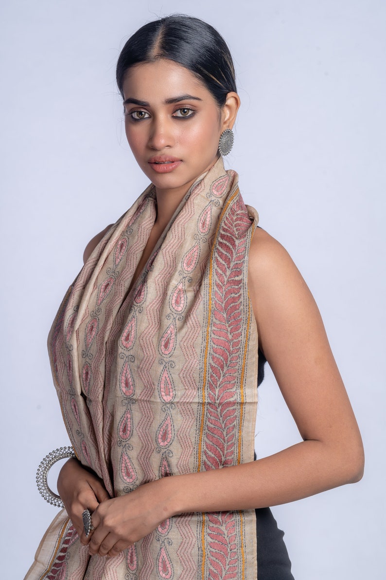 Exquisite Kantha Silk Stole Handcrafted Elegance for Every Occasion, handcrafted silk stole, versatile fashion statement, luxurious silk image 2