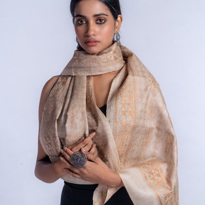 Exquisite Kantha Silk Stole Handcrafted Elegance for Every Occasion, handcrafted silk stole, versatile fashion statement, luxurious silk image 1