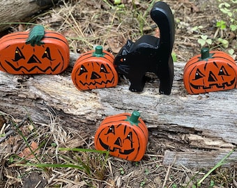 Black Cat and Jack-O-Lantern Set - 4 Pumpkins - Halloween Decorations