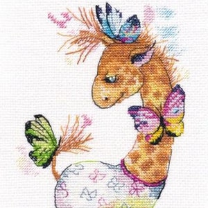 Giraffe Cross Stitch kit. Cartoon Animal Cross Stitch Pattern on Aida 14 count canvas. Cross Stitch by Oven 1161