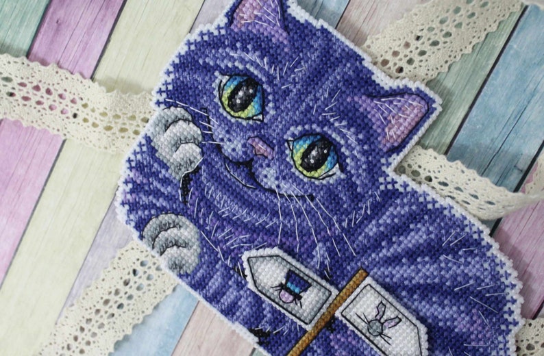 counted cross-stitch double-sided kit on the plastic canvas MP Studia Chechire Cat