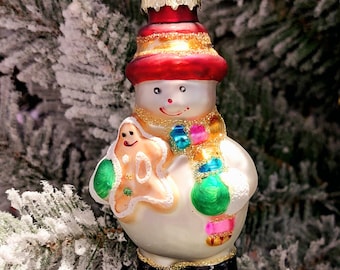 Christmas Glass Ornament - Snowman with Cookie. Holiday Ornament. Christmas Tree Decor by Wizardi F07M3-41 HB-SY25317