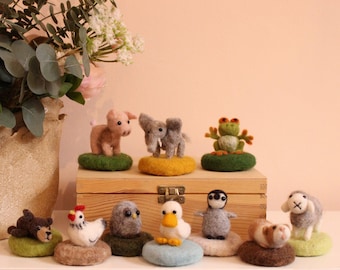 Needle Felting Kit – Amiguwoolli Collection Animal Figures. DIY Felting Craft Kit for Beginners. Adorable Wool Art Figure by The Makerss