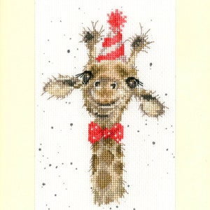 Carte d'échantillon d'anniversaire girafe. Carte postale au point de croix pour cadeaux. Broderie. Gâteau d'anniversaire. Animaux au point de croix par Bothy Threads XGC30