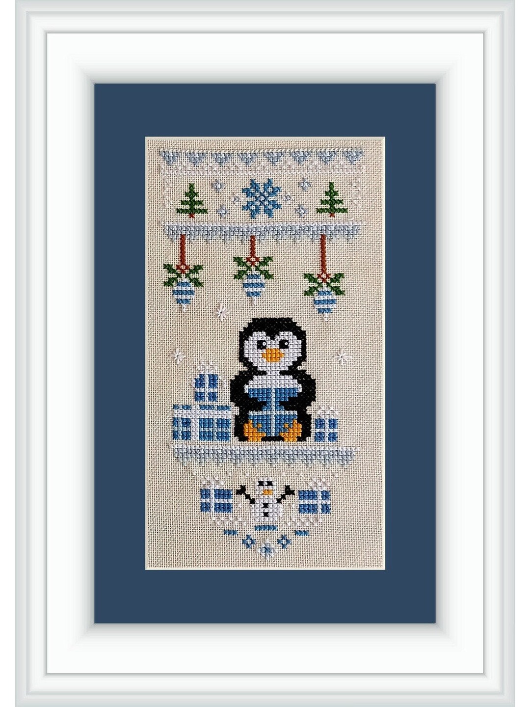 Christmas Sampler. Minimalist Cross Stitch Pattern on Aida 27ct