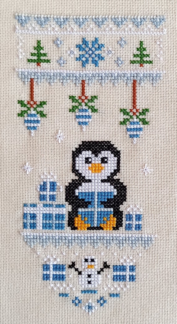Christmas Sampler. Minimalist Cross Stitch Pattern on Aida 27ct
