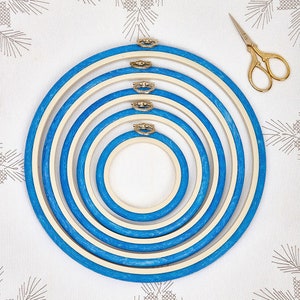 Round Flexi Hoop Nurge Blue in Different Sizes. Good Stretch Plastic Framing Hoop. Frame 230-2 , 230-3 Blue, 230-1 Blue