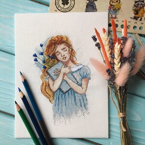 Ginger Fairy Ginger Hair Dreamer cross-stitch kit on Aida 27 count canvas. Fantasy Girl.  Cross Stitch kit by Neocraft OZH-04