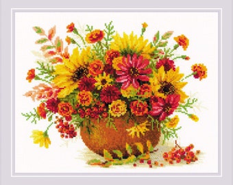 Autumn Flowers - Counted Cross-Stitch Kit. Autumn Cross Stitch. Flowers Embroidery Pattern. Needlecraft kit by Riolis R1973
