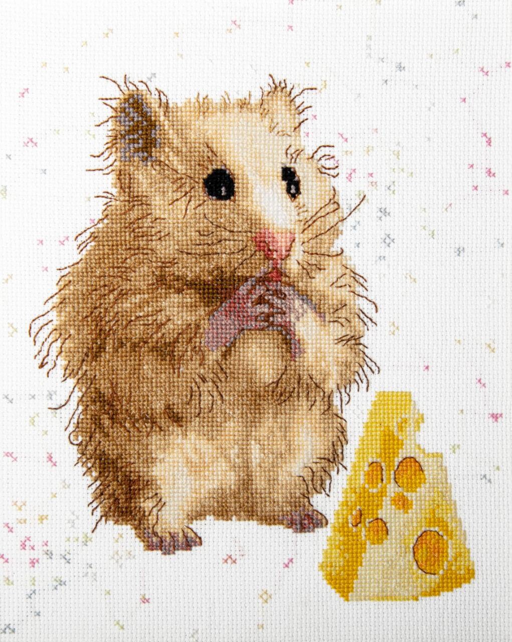 Mouse with Cheese. Cross-stitch kit on Aida 16 count canvas. Sampler cross stitch kit Charivna Mit M-528C