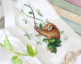Perky Sloth Cross Stitch on Clothes. Water Soluble Canvas Cross Stitch Pattern. Magic Canvas Cross Stitch by MP Studia. SV-538