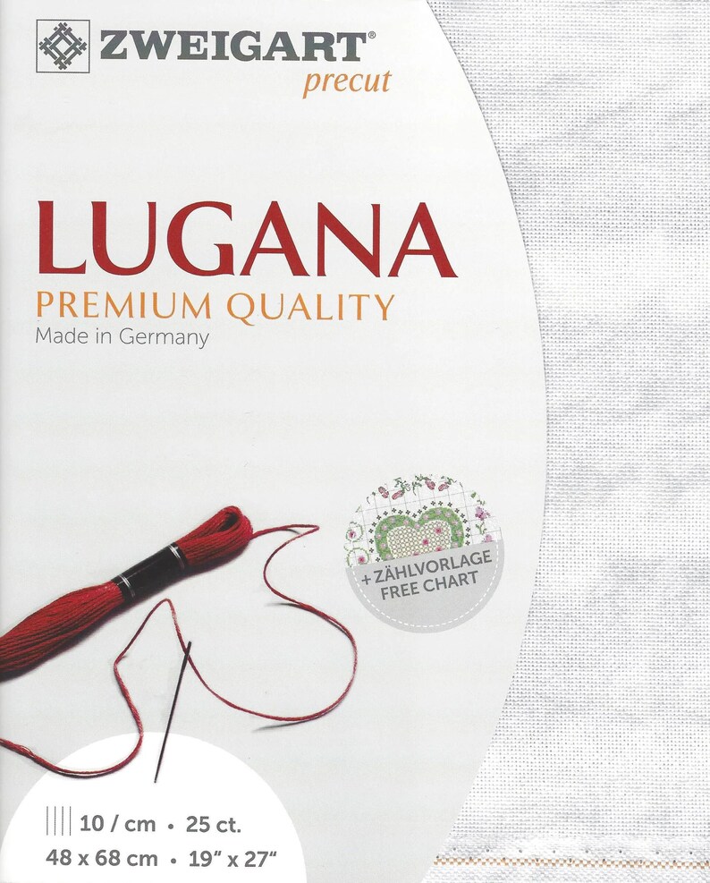 Peut inclure: Toile A&iuml;da blanche avec un fil rouge et une aiguille, un petit diagramme gratuit en forme de c&oelig;ur et le texte "ZWEIGART pr&eacute;-coup&eacute; LUGANA QUALIT&Eacute; PREMIUM Fabriqu&eacute; en Allemagne 10/cm 25 ct. 48 x 68 cm 19" x 27" + Z&Auml;HLVORLAGE GRAPHIQUE GRATUIT"