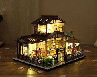 Japanese Garden Miniature Roombox Kits. DIY Home Decor Dollhouse Kit with Furniture and LED Light. House Craft Model F07M5-24-P007-A Wizardi
