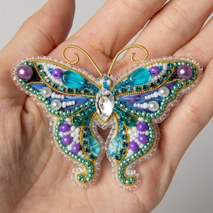 Emerald Butterfly Brooch DIY Beading Kit. Handmade Jewelry Making Kit. Bead Embroidery Kit. Seed Beeded Brooch. Charivna Mit BP-344C