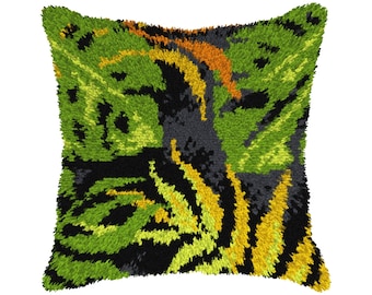 Tropical Leaves Latch Hook Cushion Kit. Printed Tapestry canvas by Orchidea 4152