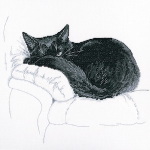 Black Cat Cross-stitch kit on Aida 14 count canvas. Lazy Kitten on the Couch M668 RTO