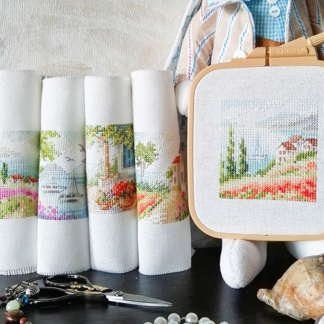 Alisa Kreuzstich-Set 'Stiefmütterchen' | Komplett Mit Stoff, Fäden, Nadel & Anleitung | Größe 11x10 Cm