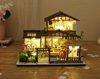 Japanese Garden Miniature Roombox Kits. DIY Home Decor