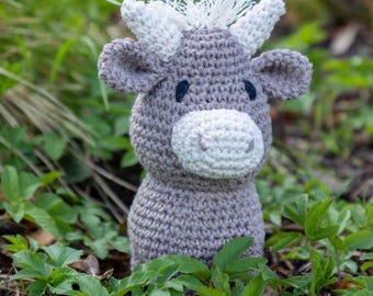 DIY Crochet Kit Ox Oscar – Amigurumi Ox Toy. Handmade Crochet Farm Animal. DIY Gift for Kids and Collectors by Hoooked PAK235