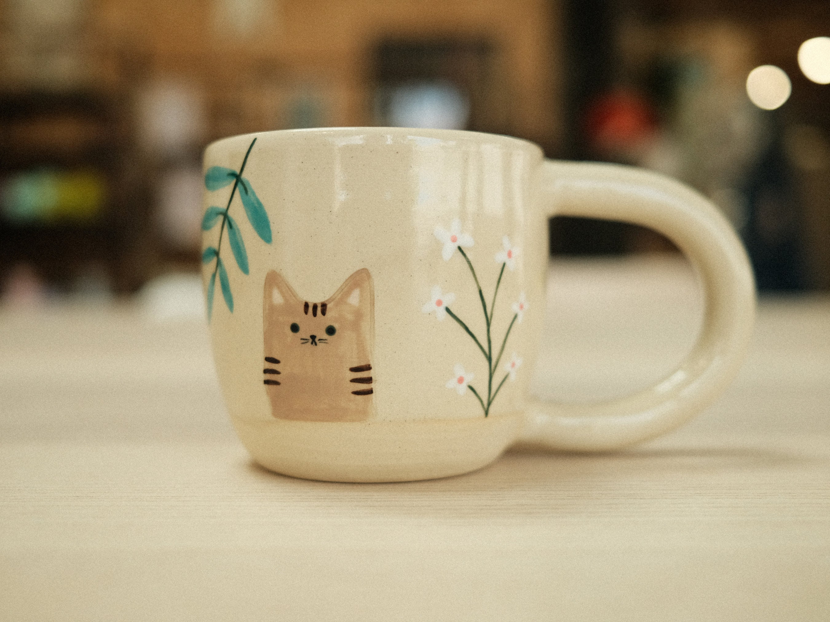 Spring Cat Mug Wildflowers - Chat & Fleurs Céramique Mignonne